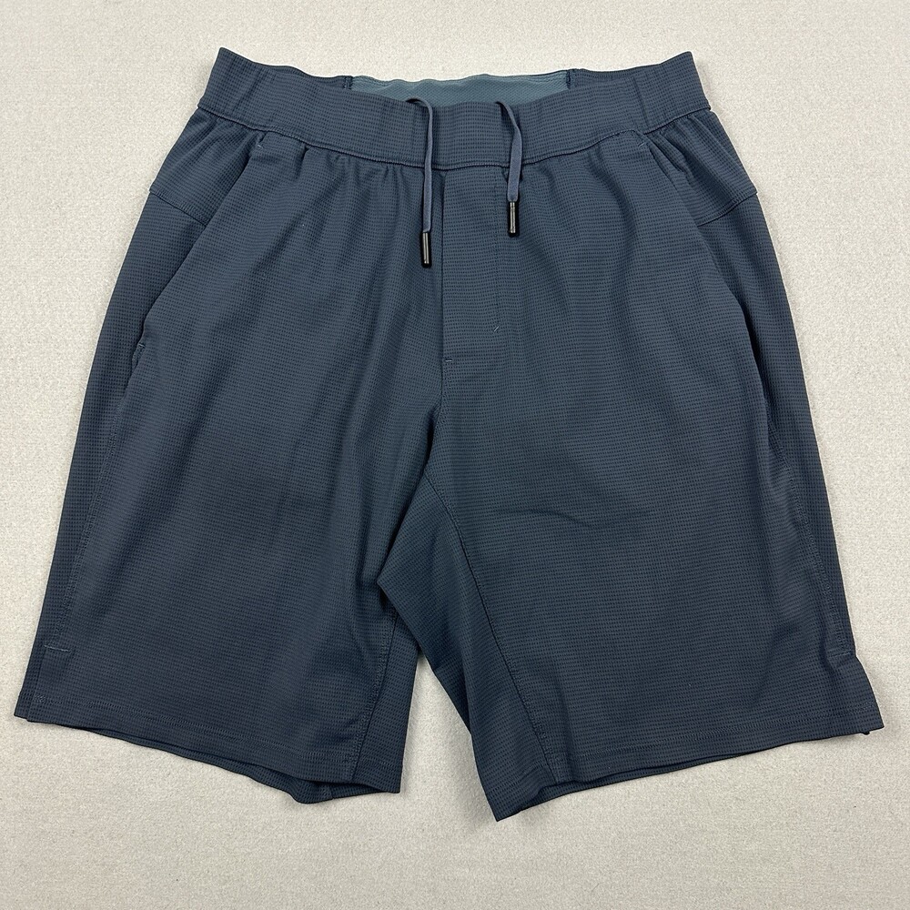 Lululemon Shorts Men Small Blue Solid Warp Lite Running Reflective Pockets Gym S